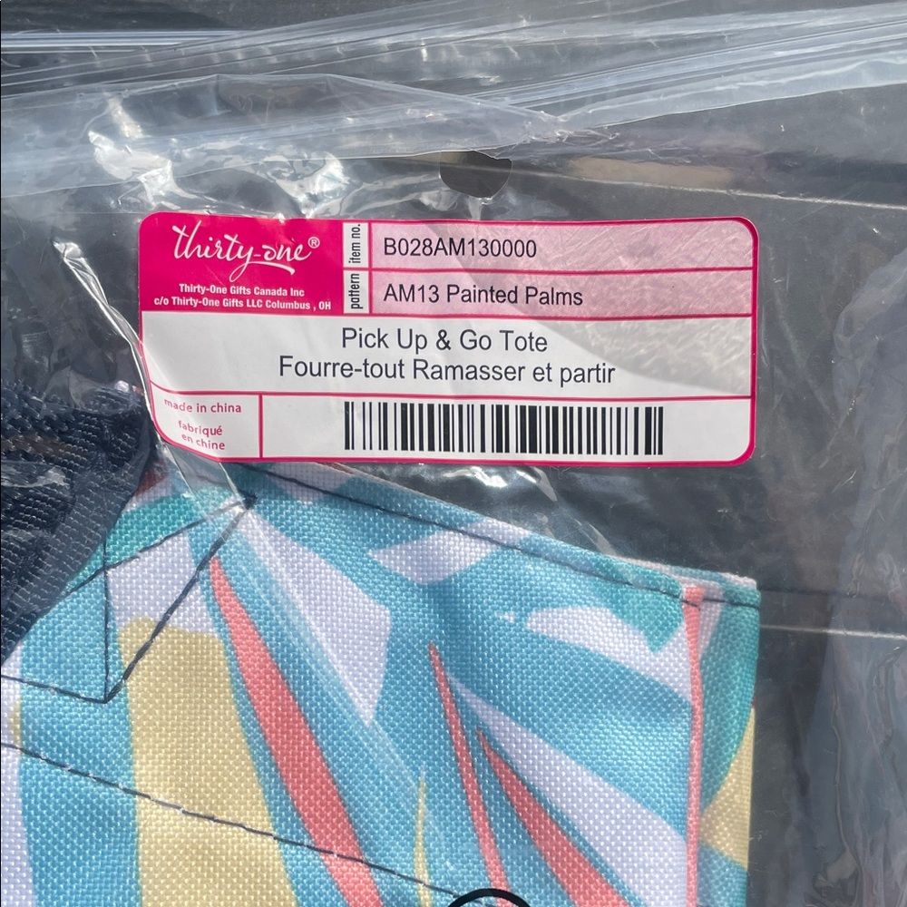 Thirty-One Pick Up & Go Tote Painted Plams - Picture 6 of 6